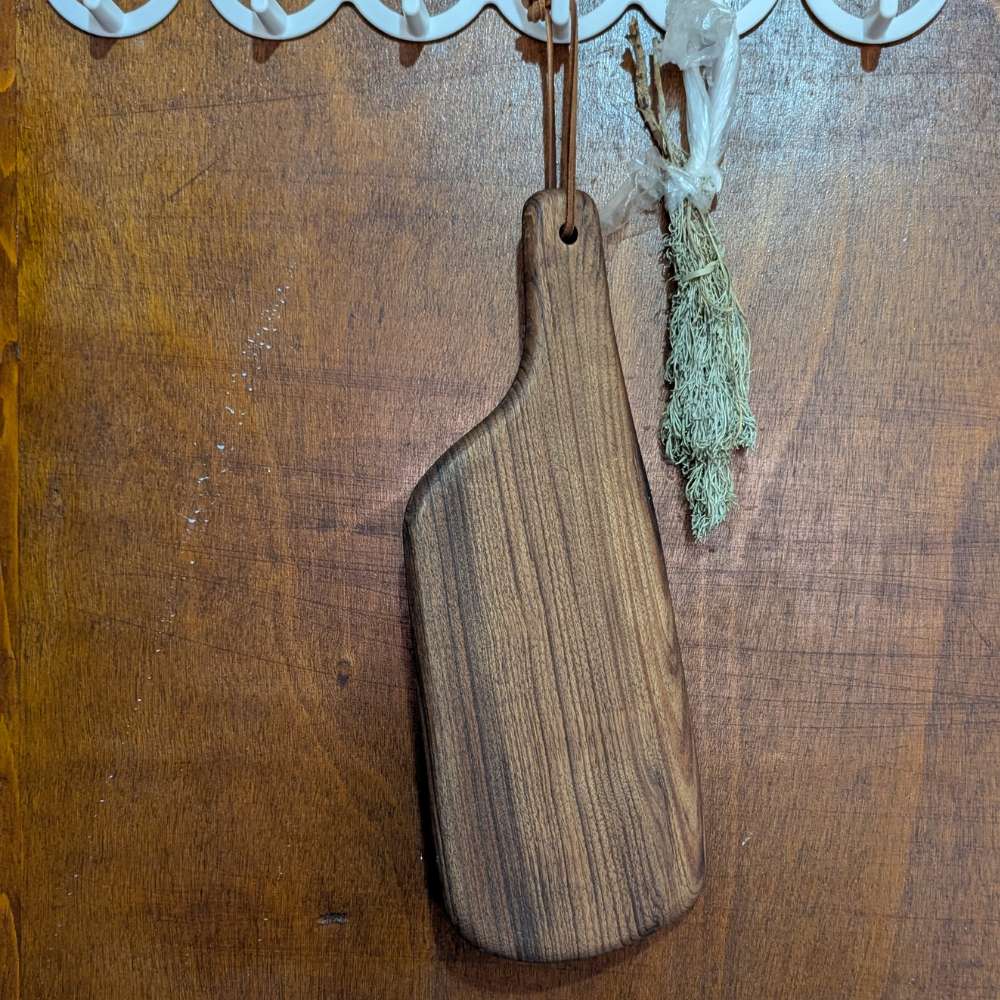 Cutting Board of Walnut wood-2